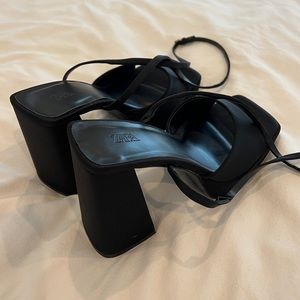 ZARA Chunky Heel Platform Sandal W 6.5